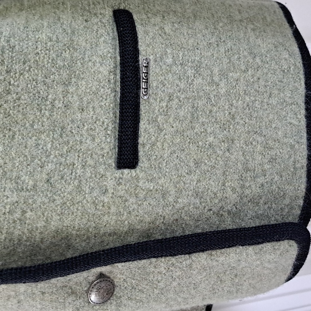Vintage Geiger Collections Size 40 Pure New Wool Chunky Cardigan Jacket Sweater - Picture 3 of 11